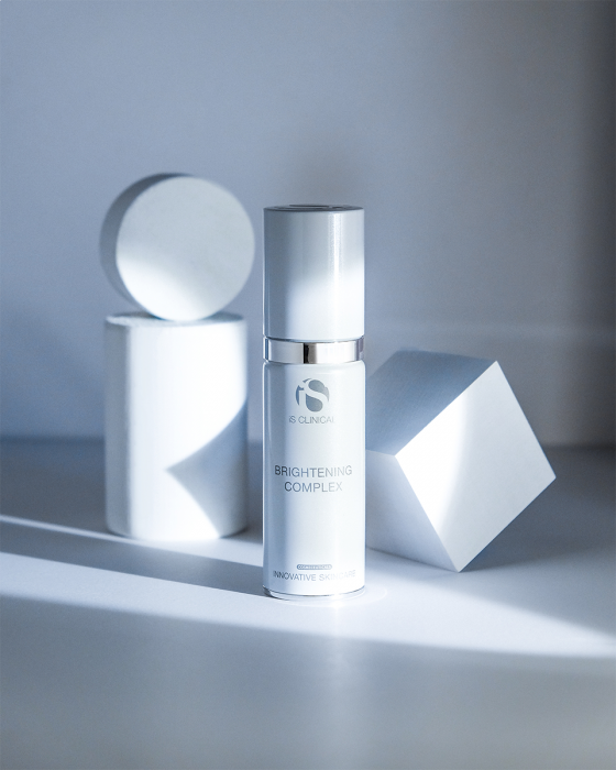 Brightening Complex. iS Clinical. Official Stockist. Worldwide shipping. Medical-grade skincare. The M-ethod Aesthetics