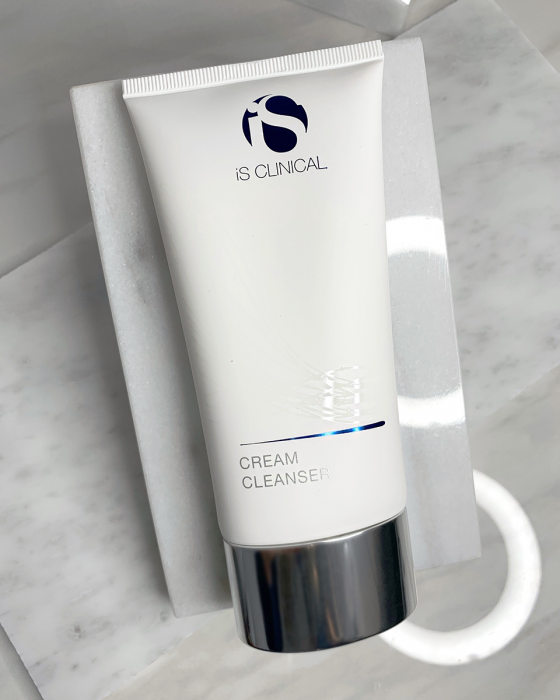 Cream Cleanser. iS Clinical. Official Stockist. Worldwide shipping. Medical-grade skincare. The M-ethod Aesthetics