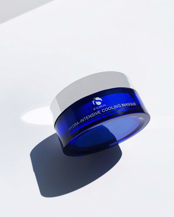 Hydra Intensive Cooling Masque. iS Clinical. Official Stockist. Worldwide shipping. Medical-grade skincare. The M-ethod Aesthetics