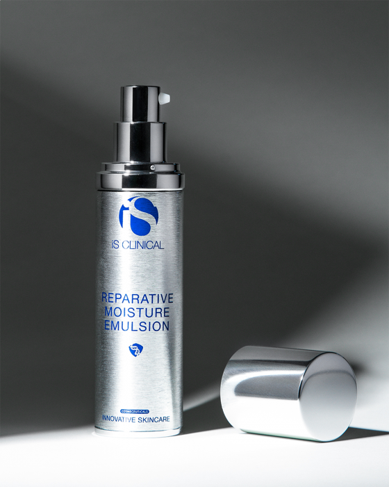 Reparative Moisture Emulsion. iS Clinical. Official Stockist. Worldwide shipping. Medical-grade skincare. The M-ethod Aesthetics